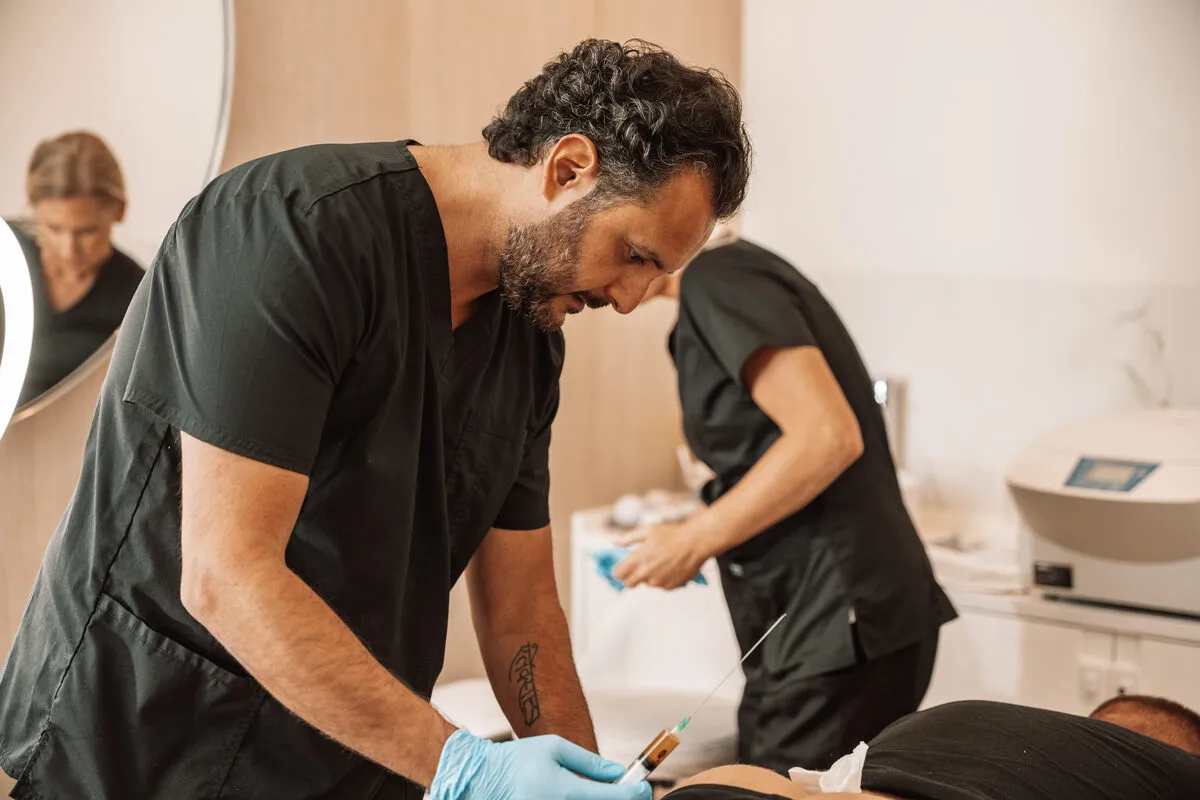 Regenerative orthopaedic treatment at CellOrtho clinic in Marbella, Spain